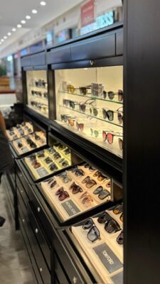 Sunglass Hut